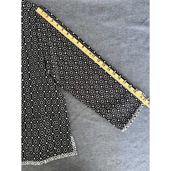 Appleseed's Women's Jacket Black & White Print Button Blazer Size Medium - Picture 8 of 9